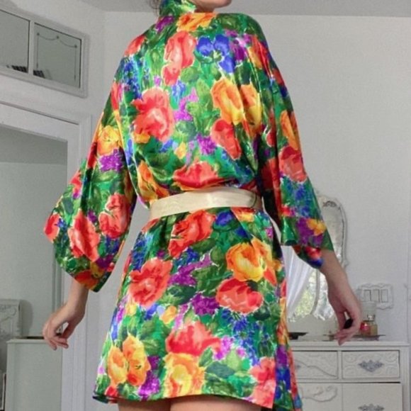 Vintage Victoria's Secret Floral Print Satin Robe - Picture 5 of 10